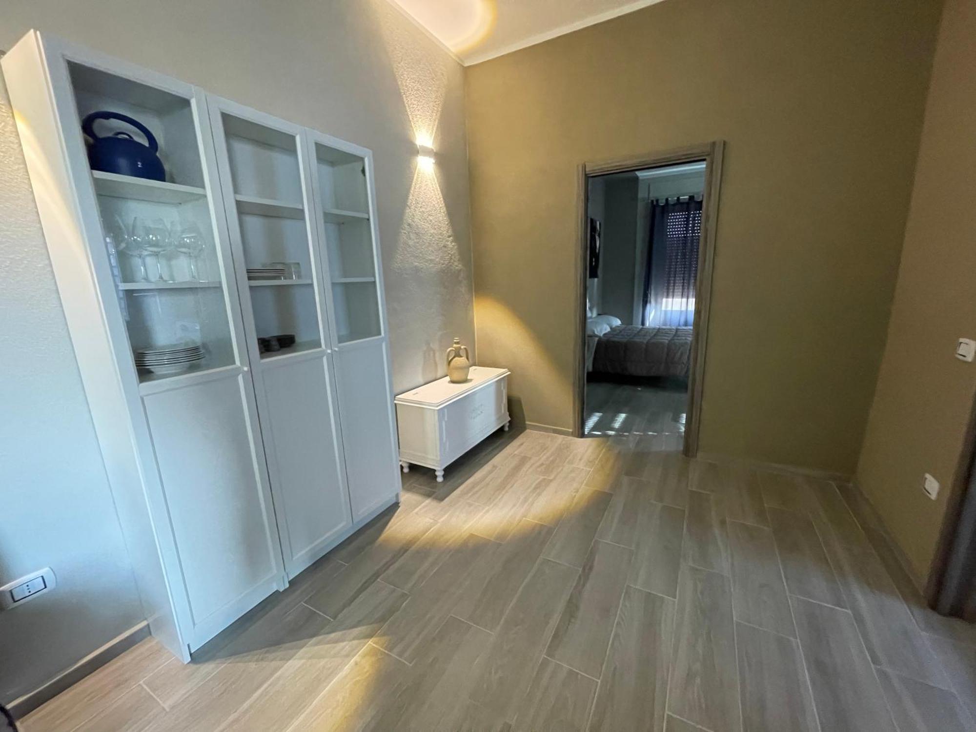 Appartamento Elegante Карбония Экстерьер фото